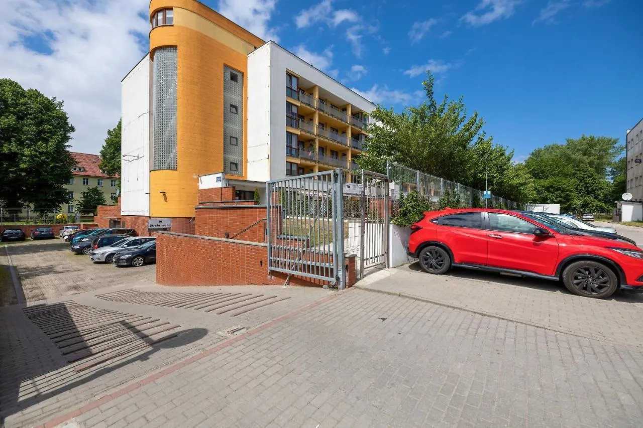 Apartamenty Wisniowy Sad By Noclegi Renters 코워브제크 0*,  폴란드